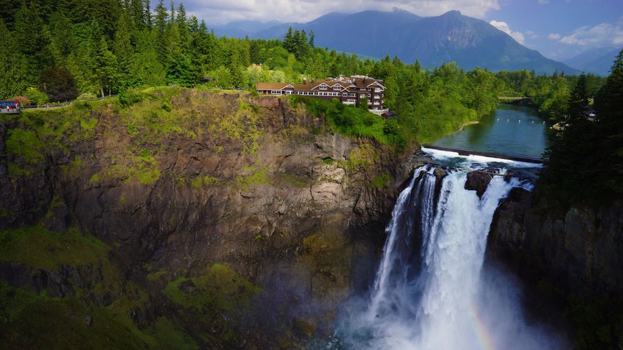 Spectacular Snoqualmie Falls
