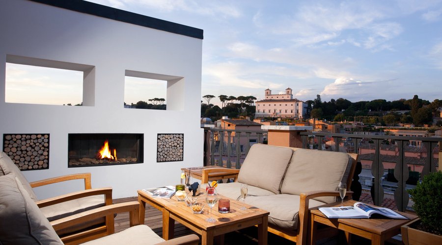 Terrace with view over Rome