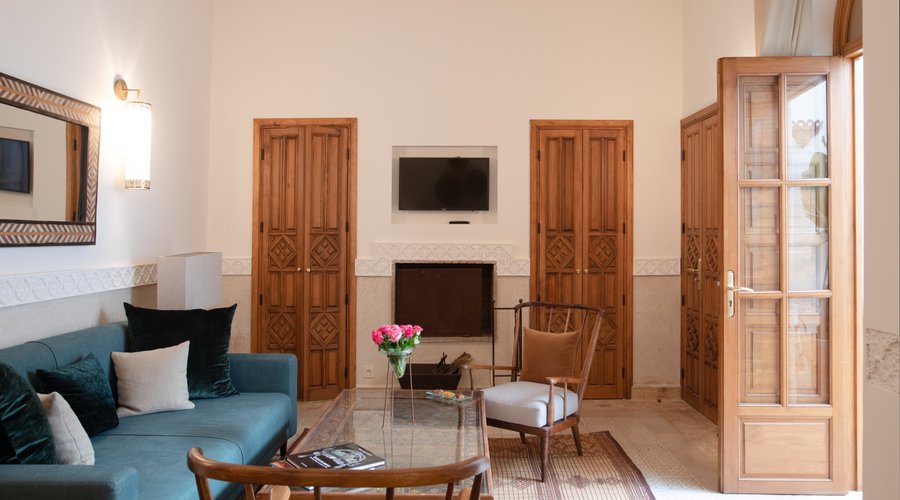 Family suite living room
