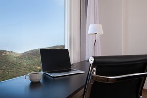 Room & Suite