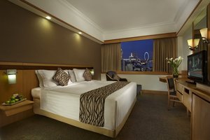 Room & Suite
