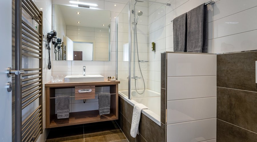 Comfort Double Room Bath