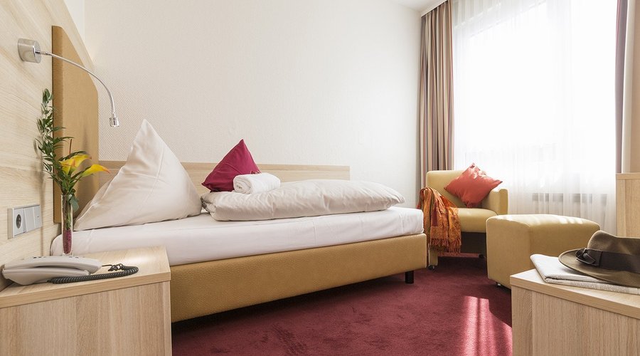 Room2