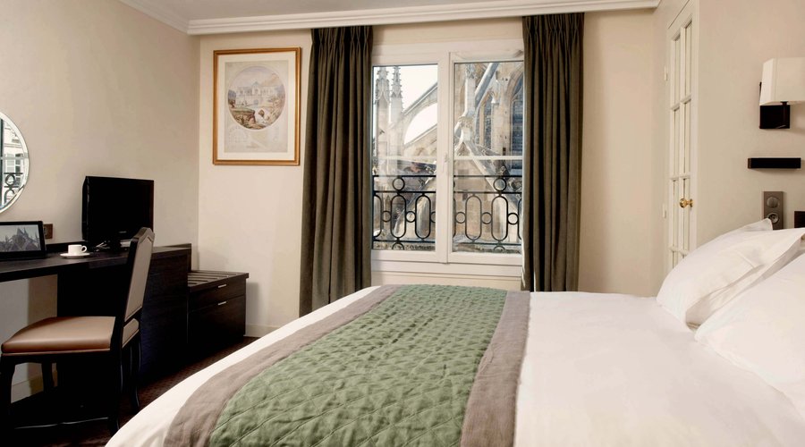 Room16
