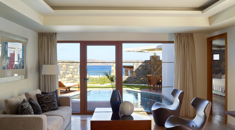 Diamond Residences Living Room