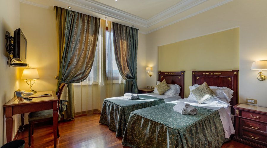 Room1