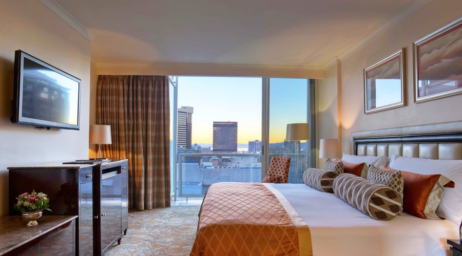 DS1 1-Bed Suite - Tower - City View