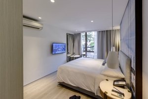 Room & Suite
