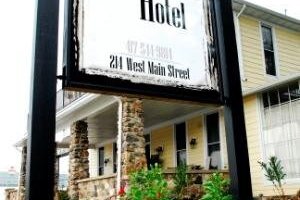 Branson Exterior In