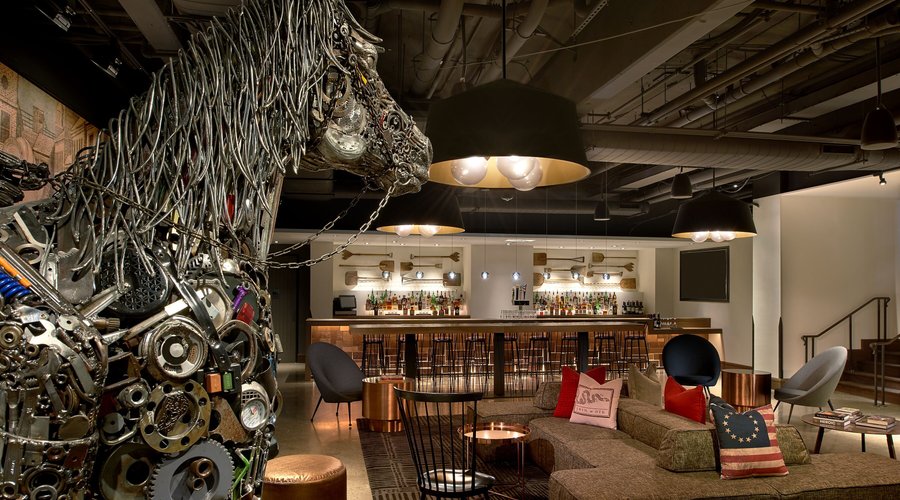 Lobby Bar Sitting Area