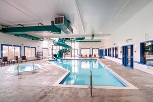 Pool & Beach