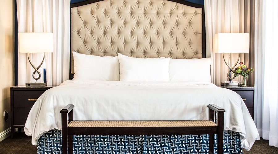 Bungalow Bed