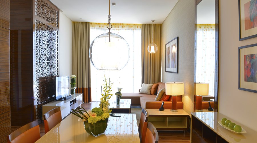 Suite Dining Area
