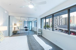 Room & Suite