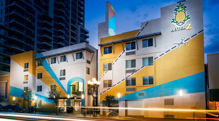 Hotel ZExteriors Hotel Front Dusk