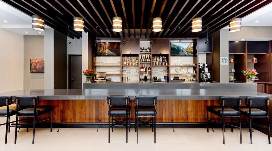 Bar Lounge