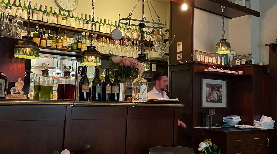 Erno's Bistro image 3 - Full view