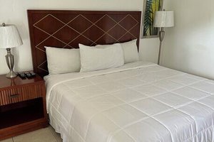 Room & Suite