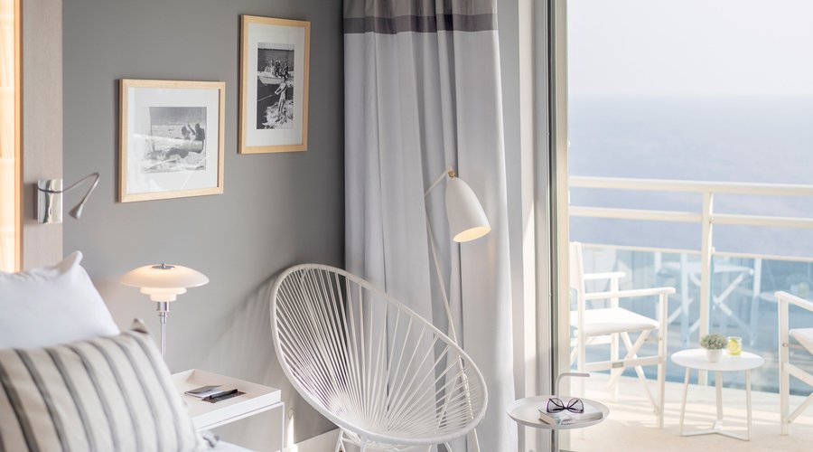Superior Room Sea View & Balcony