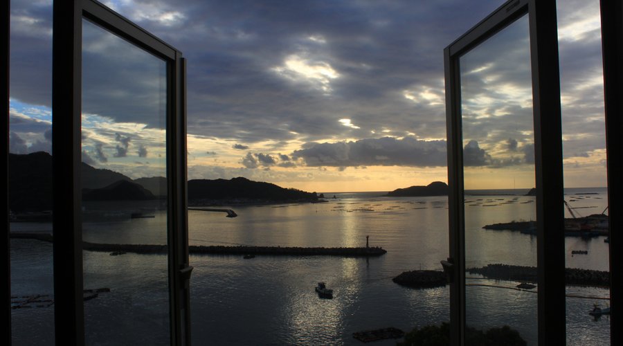 客室風呂からの眺望 View from the guest room bath