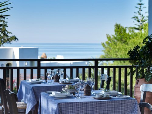 Pithos Restaurant