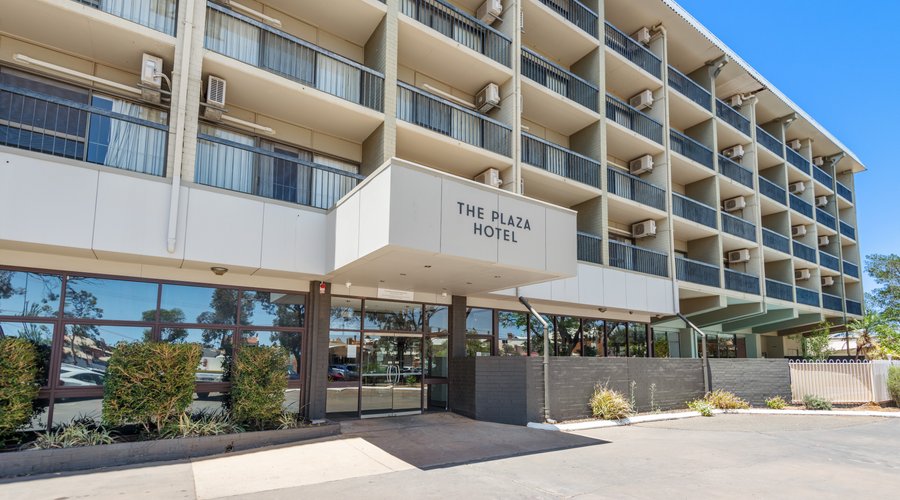 High Res Plaza Hotel Kalgoorlie