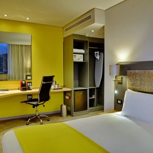 Cresta Grande Superior King Room