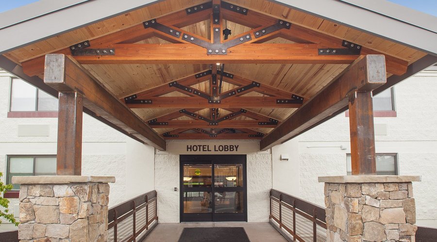 RFL Bus Lobby Entrance Sm
