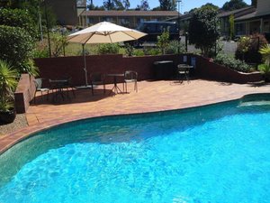 Pool & Beach