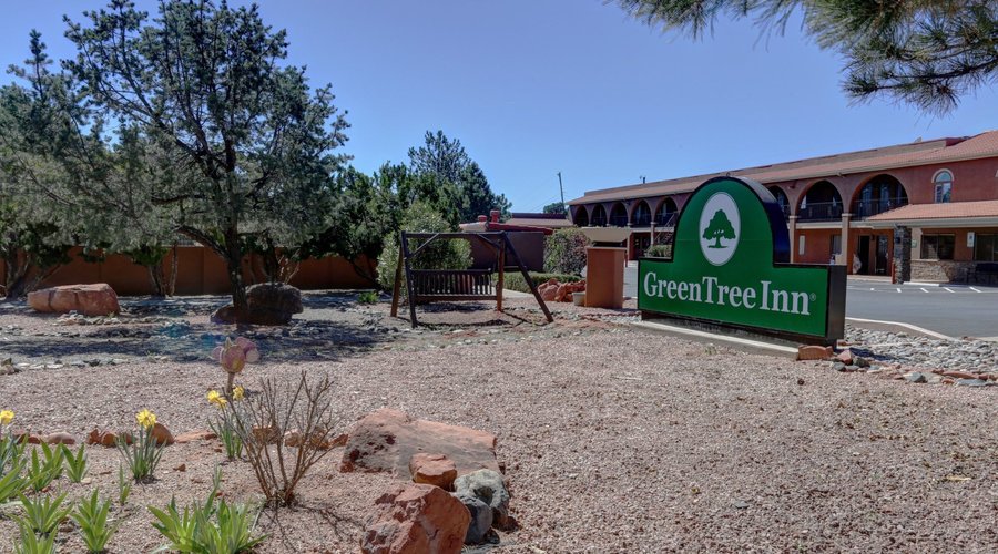 Greentree Inn Sedona Arizona hotel exterior entrance
