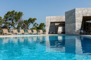Piscine et plage