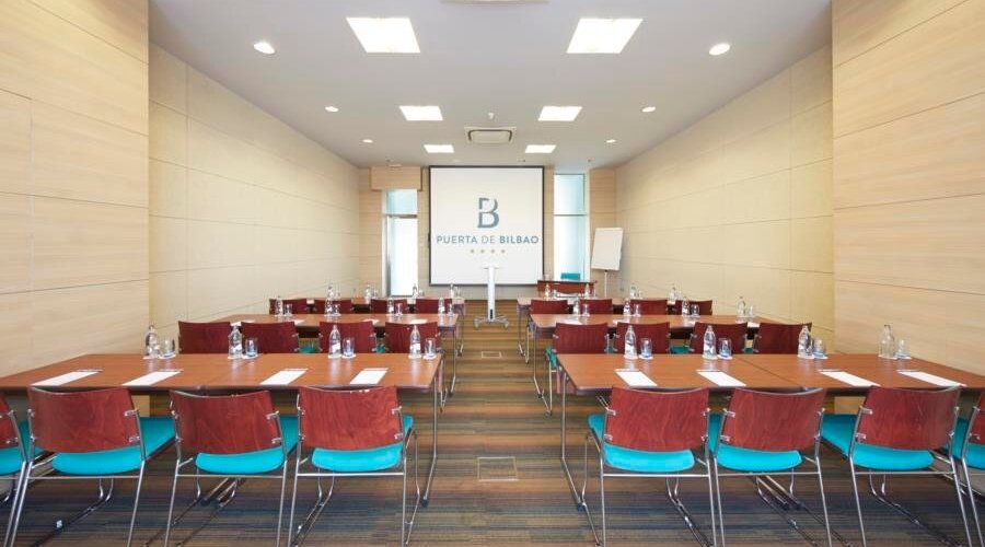 079943 Meeting Room
