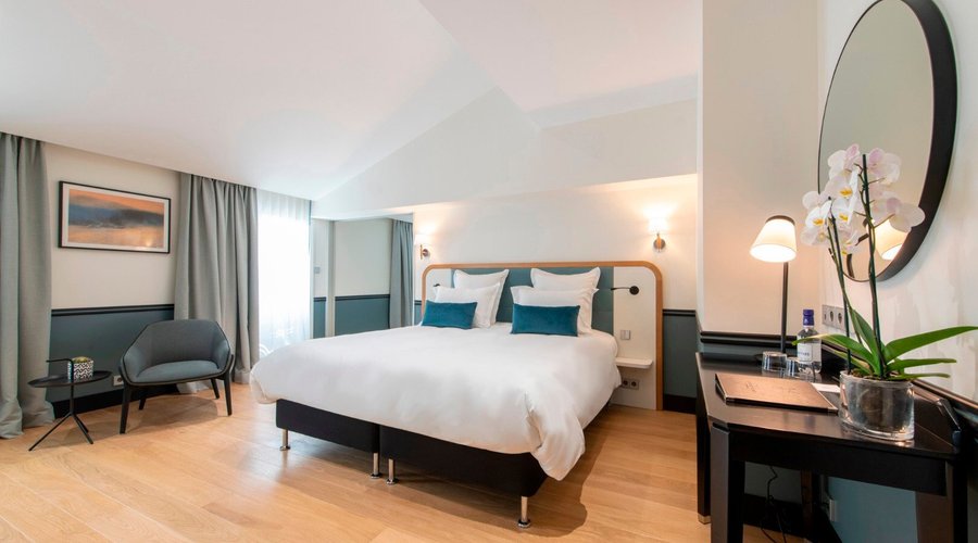 Signature suite
