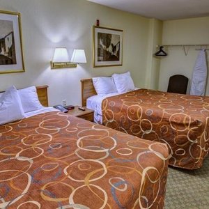 UpTownSuitesClarksville DoubleBeds