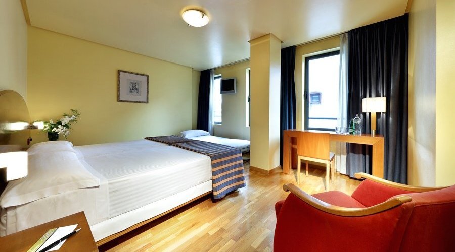 050190 Guest Room