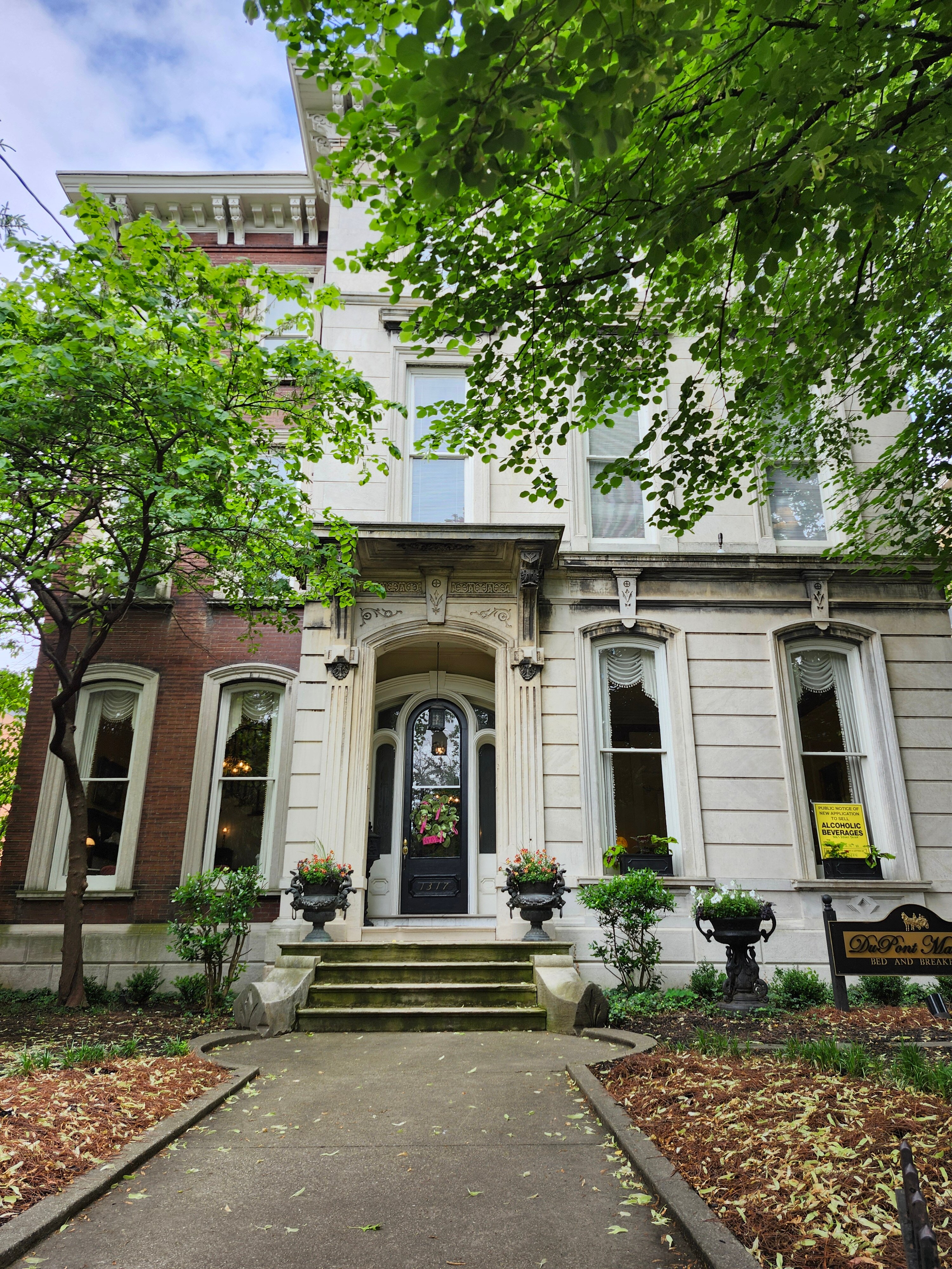 DUPONT MANSION B&B - Updated 2024 Reviews (Louisville, KY)