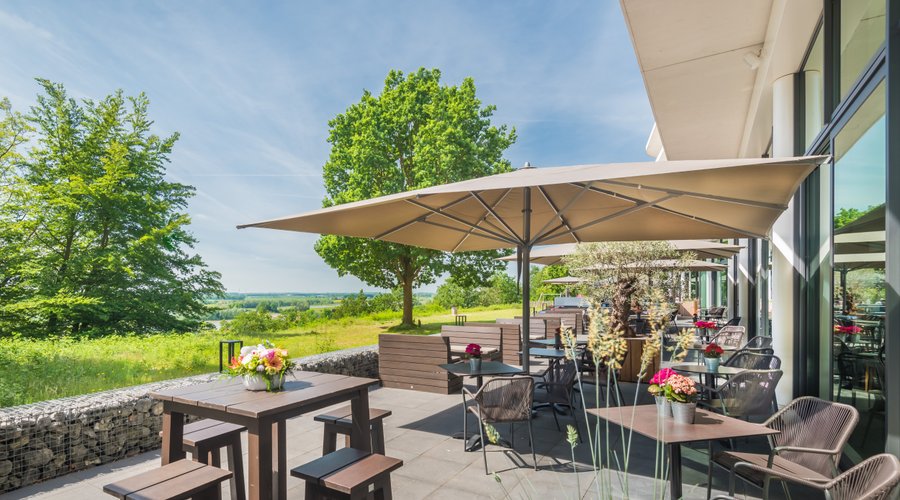Wageningsche Berg Exterieur Terras Arboretumzaal