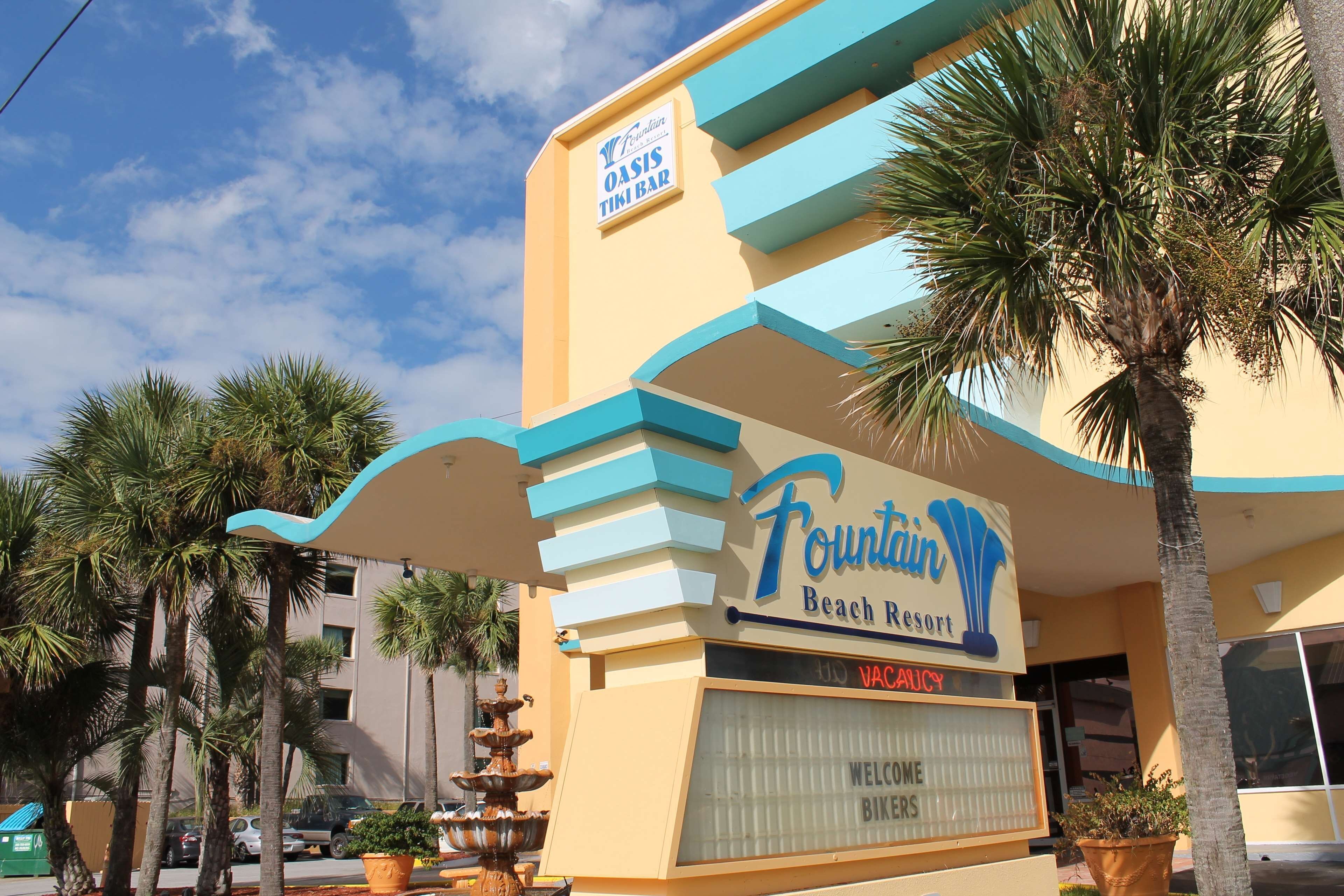 Experience Comfort and Convenience at Fountain Inn Suites Daytona Beach