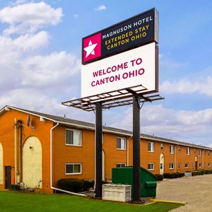 MH ExtendedStayCanton Ohio OH Property Exterior