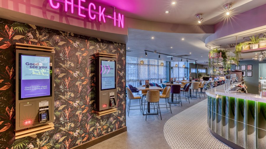 Premier Inn Durham City Centre (Walkergate) hotel reception
