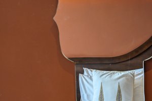 Room & Suite