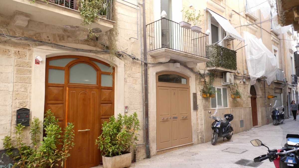 B&B VIN E VA - Updated 2024 Prices & Hotel Reviews (Bari, Italy)