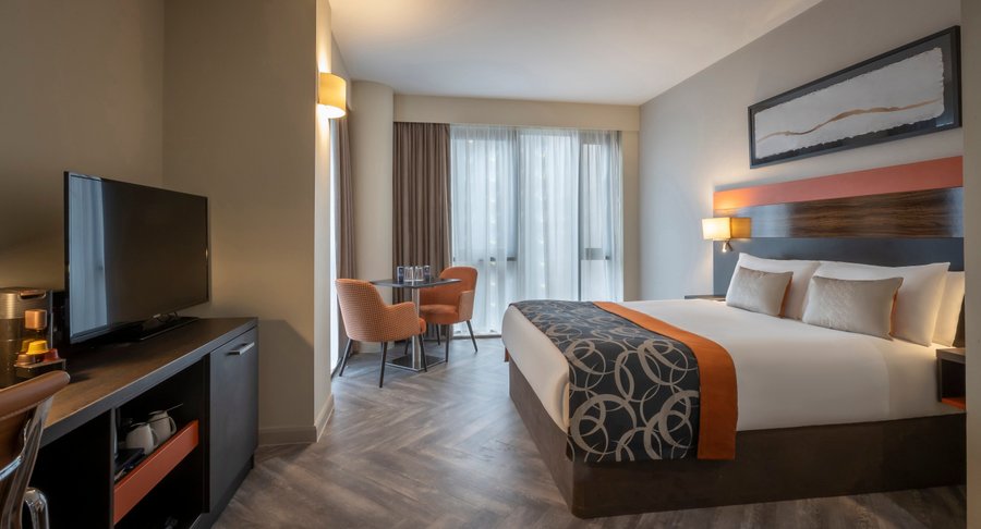 Executive Room