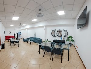 Centro de negocios y salones de eventos
