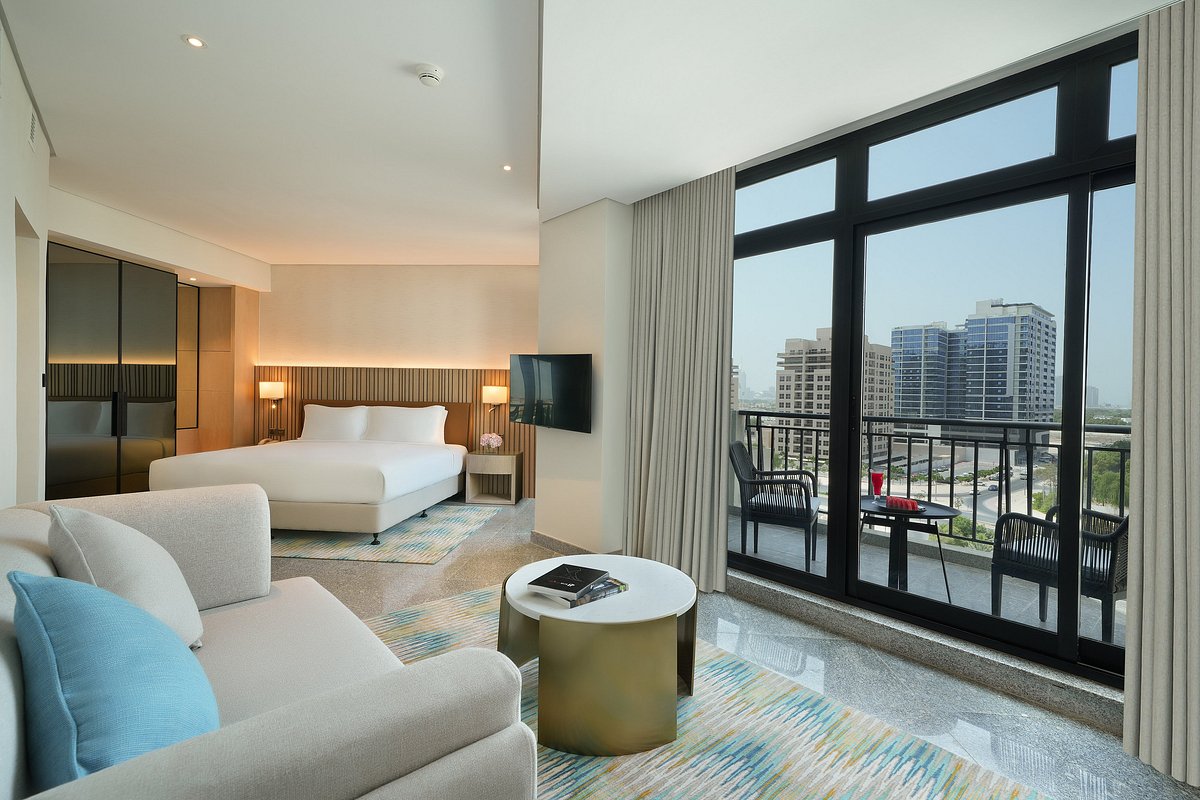 В июле тоже можно отдыхать! - отзыв о Hilton Dubai The Walk, Дубай, ОАЭ -  Tripadvisor