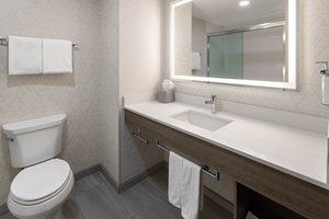 Room & Suite