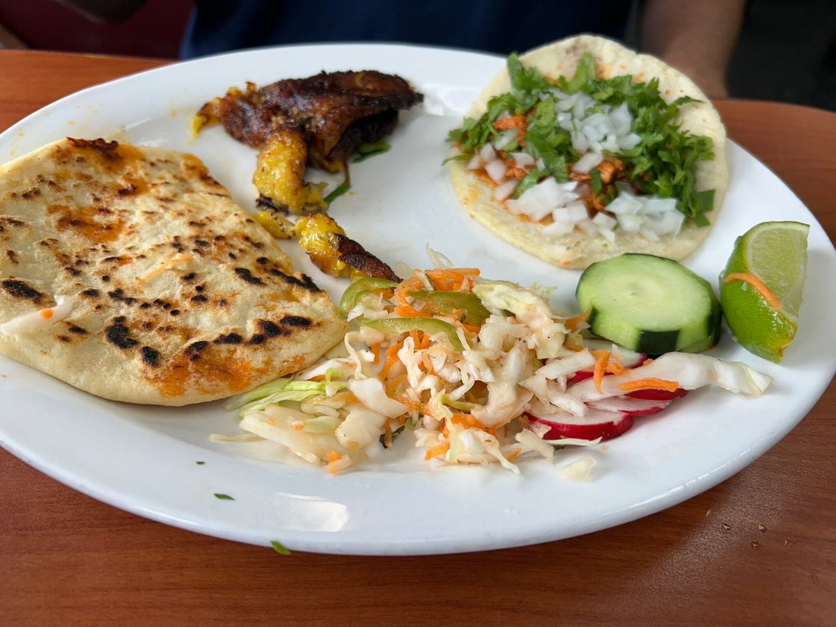 SAMANTHA'S PUPUSAS, Hillsborough - Photos & Restaurant Reviews - Order ...