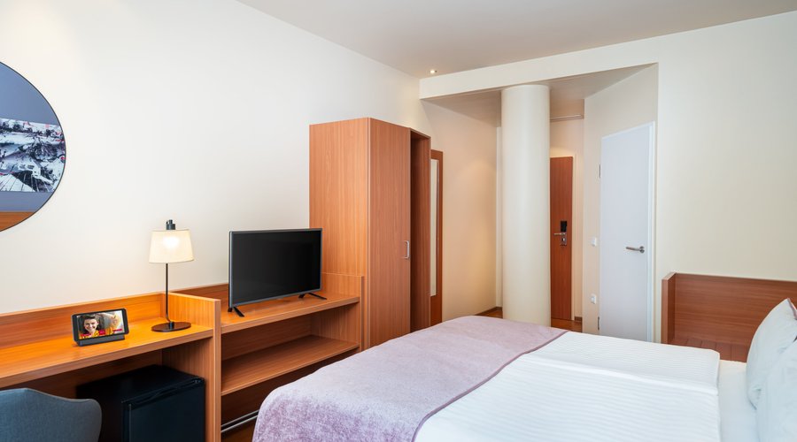 Leonardo Hotel Salzburg City Center Room Superior Double