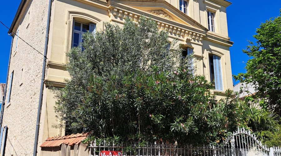Beautiful Maison Pelissier