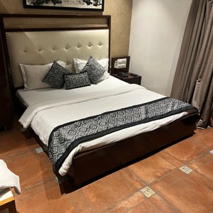 The Palm Aryan - A Boutique Hotel in Kolkata (Calcutta)